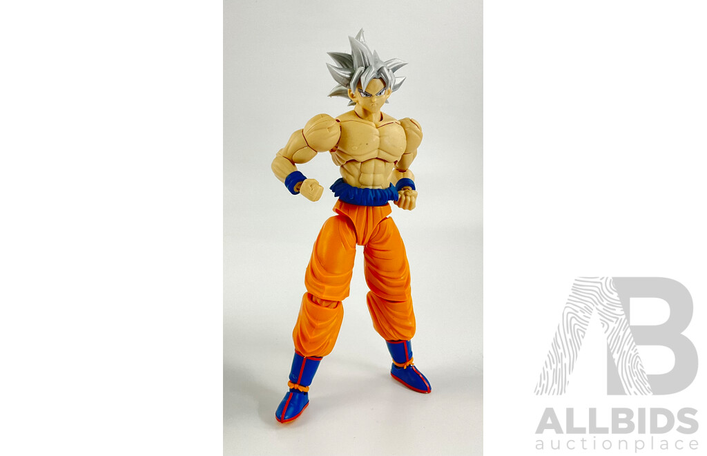 Bandai Dragon Ball Super Son Goku (Ultra Instinct) Plastic Model, Made in Japan