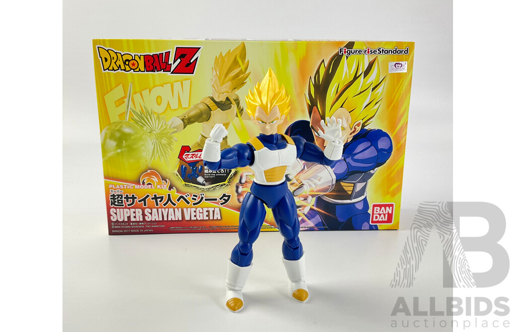 Bandai Dragon Ball Z Super Saiyan Vegeta Plastic Model, Made in Japan