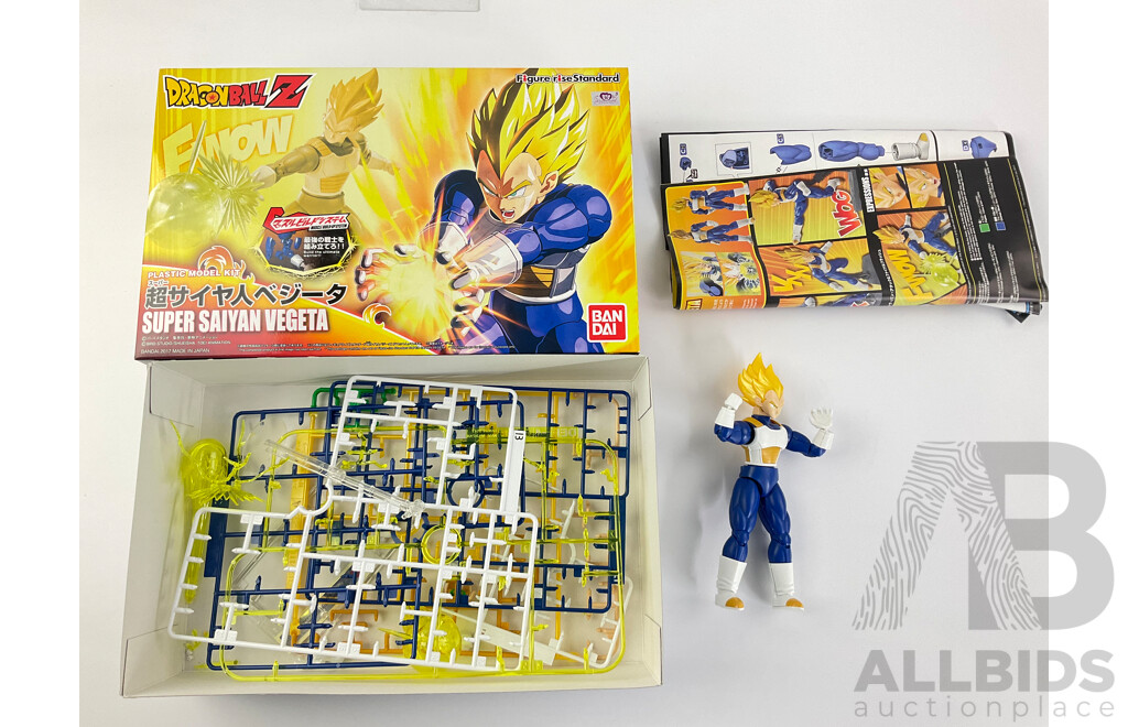 Bandai Dragon Ball Z Super Saiyan Vegeta Plastic Model, Made in Japan