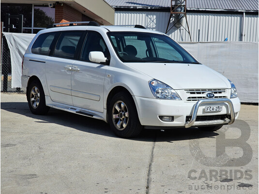 9/2008 Kia Grand Carnival (EX) Sports VQ 4d Wagon White 3.8L