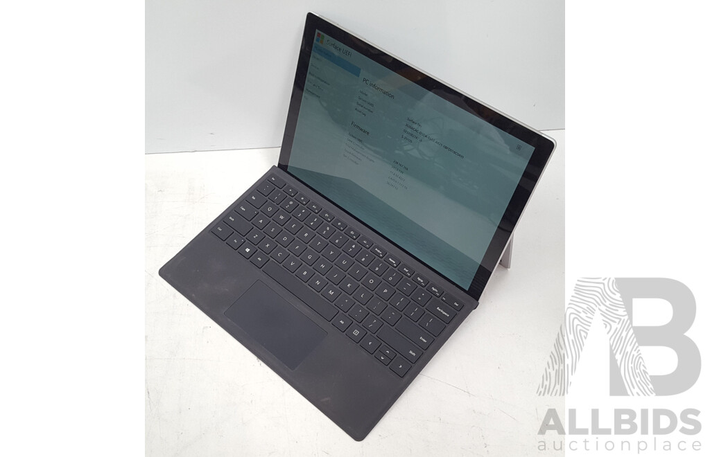 Microsoft (1796) Surface Pro 5 Intel Core i5 (7300U) 2.60GHz-3.50GHz 2-Core CPU 256GB 12.3-Inch Touchscreen Detachable Laptop