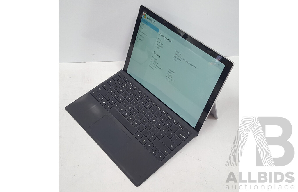 Microsoft (1796) Surface Pro 5 Intel Core i5 (7300U) 2.60GHz-3.50GHz 2-Core CPU 256GB 12.3-Inch Touchscreen Detachable Laptop