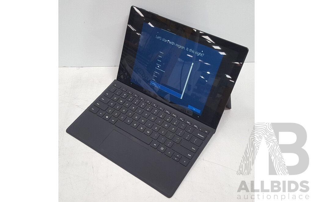 Microsoft (1796) Surface Pro 6 Intel Core i5 (8350U) 1.70GHz-3.60GHz 4-Core CPU 256GB 12.3-Inch Touchscreen Detachable Laptop w/ Power Supply