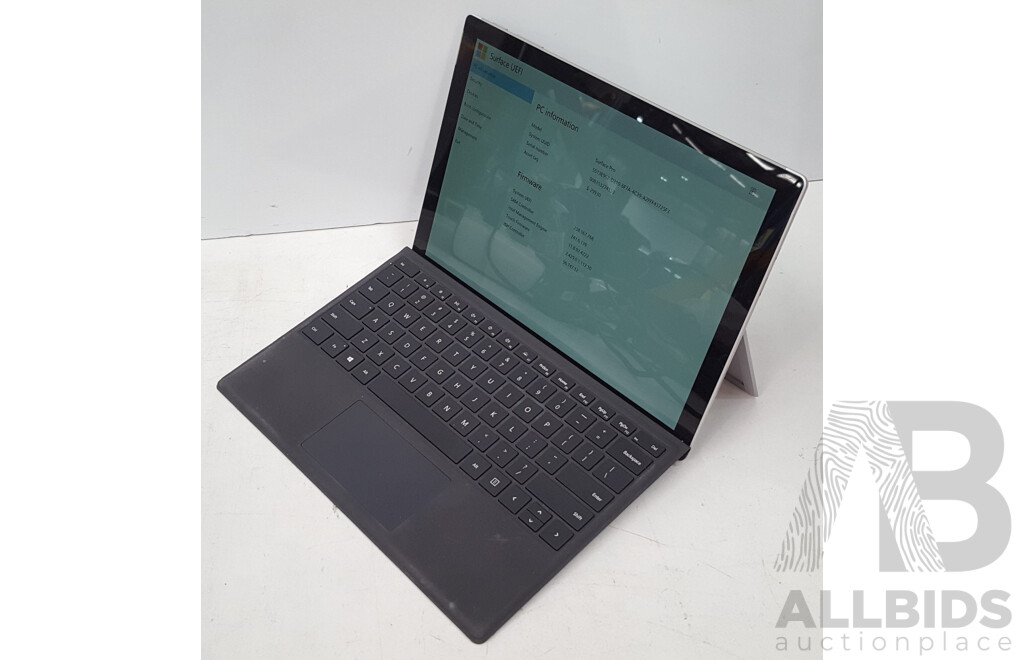 Microsoft (1796) Surface Pro 5 Intel Core i5 (7300U) 2.60GHz-3.50GHz 2-Core CPU 256GB 12.3-Inch Touchscreen Detachable Laptop