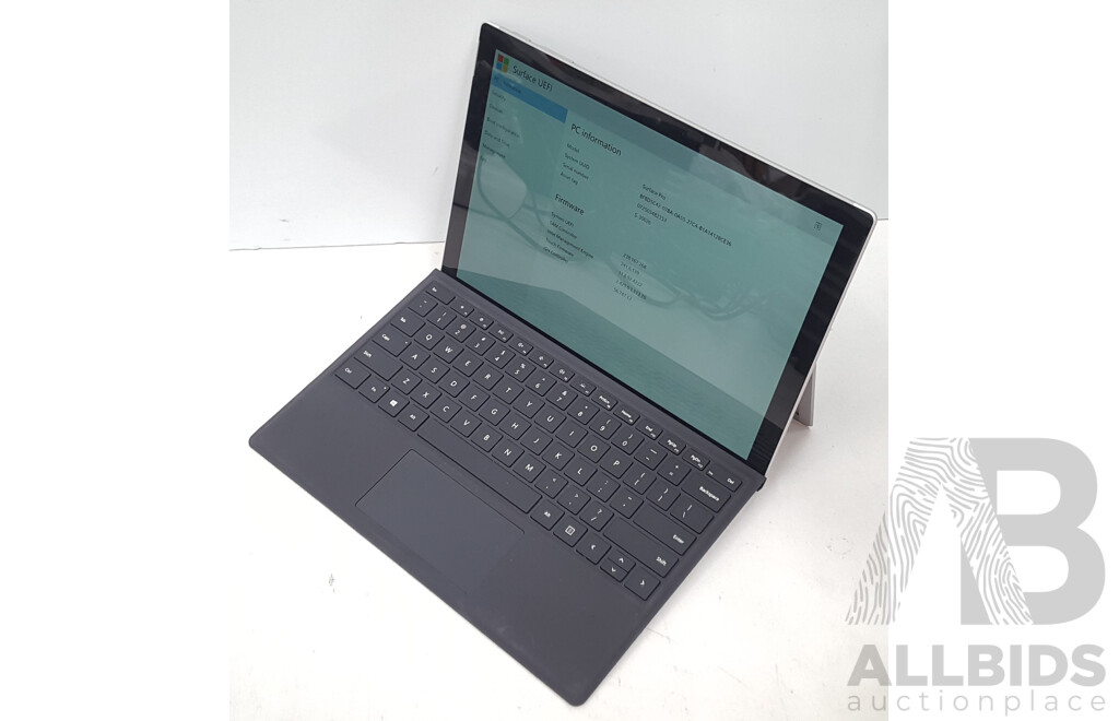 Microsoft (1796) Surface Pro 5 Intel Core i5 (7300U) 2.60GHz-3.50GHz 2-Core CPU 256GB 12.3-Inch Touchscreen Detachable Laptop