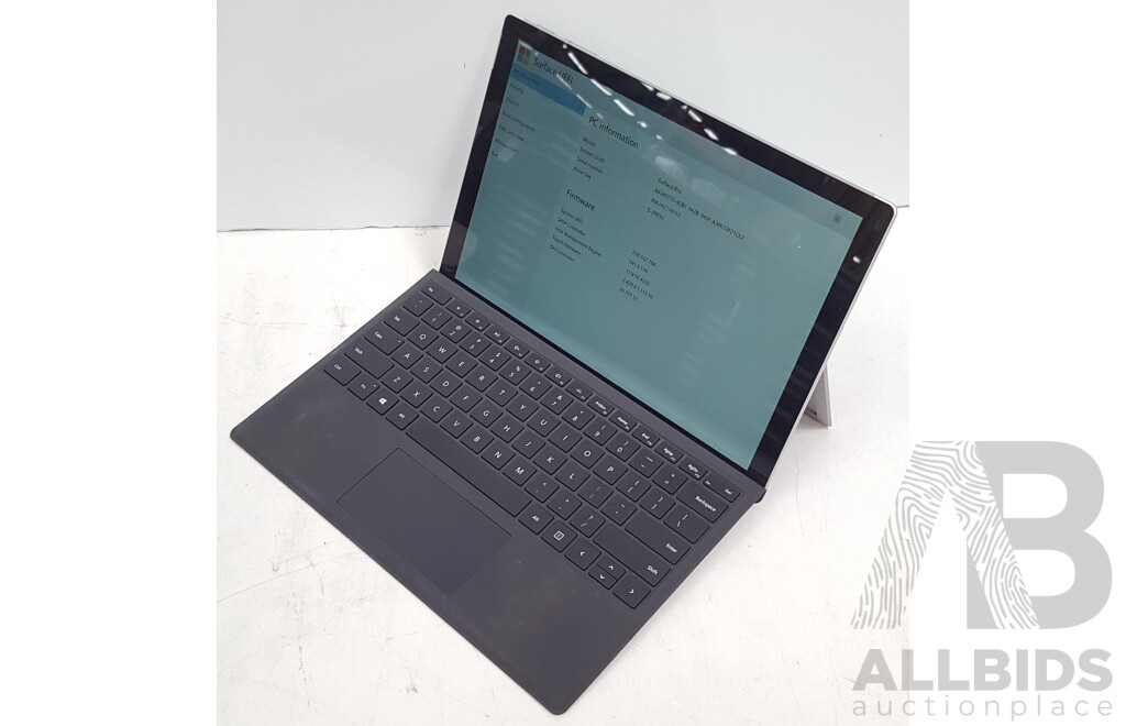 Microsoft (1796) Surface Pro 5 Intel Core i5 (7300U) 2.60GHz-3.50GHz 2-Core CPU 256GB 12.3-Inch Touchscreen Detachable Laptop