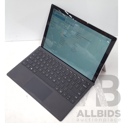 Microsoft (1796) Surface Pro 5 Intel Core i5 (7300U) 2.60GHz-3.50GHz 2-Core CPU 256GB 12.3-Inch Touchscreen Detachable Laptop