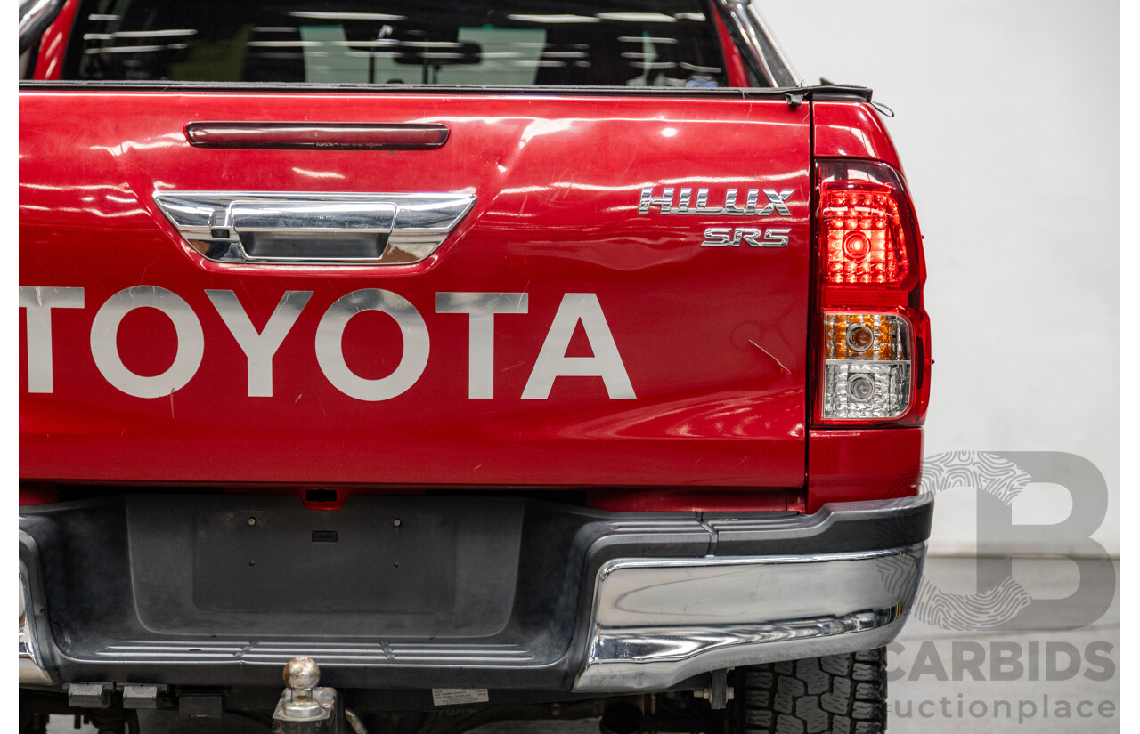 3/2016 Toyota Hilux SR5 (4x4) N80 GUN126R 4d Dual Cab Utility Olympia Red Metallic Turbo Diesel 2.8L