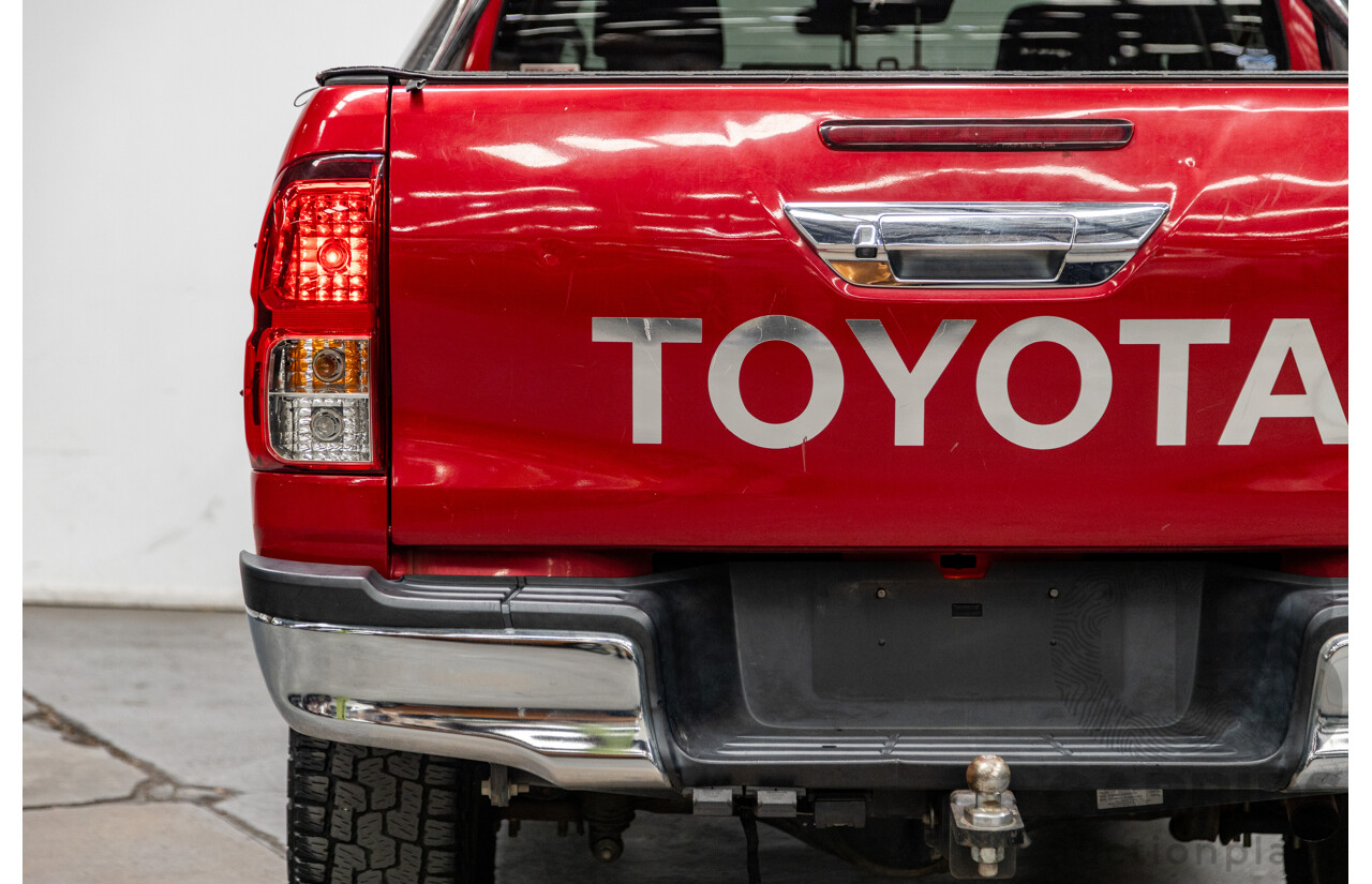 3/2016 Toyota Hilux SR5 (4x4) N80 GUN126R 4d Dual Cab Utility Olympia Red Metallic Turbo Diesel 2.8L