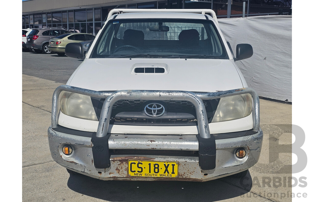 10/2009 Toyota Hilux SR KUN16R 08 UPGRADE C/Chas White 3.0L