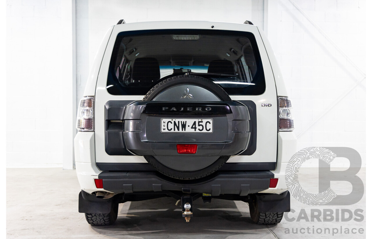 12/2011 Mitsubishi Pajero GL LWB (4x4) NW MY12 4d Wagon White 3.2L