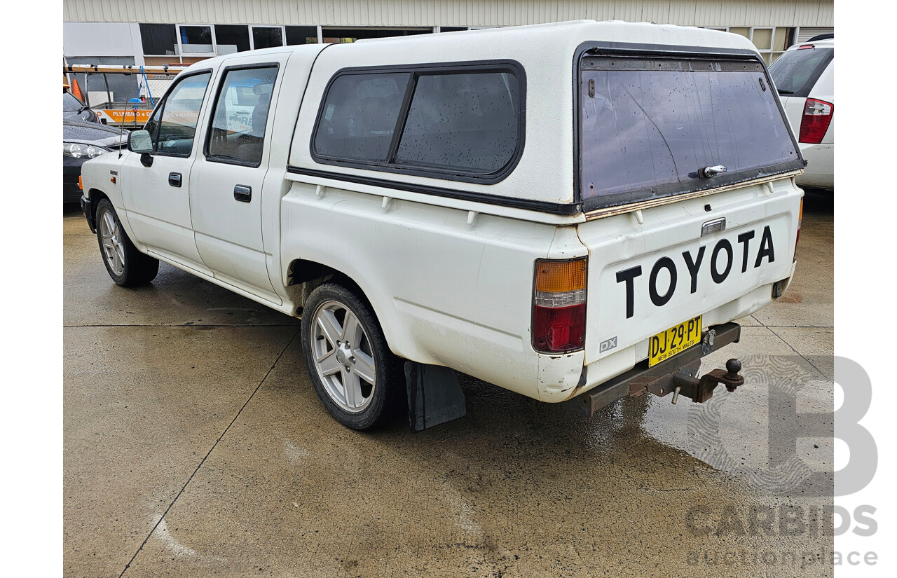 8/1996 Toyota Hilux  RN85R Dual Cab P/Up White 2.4L