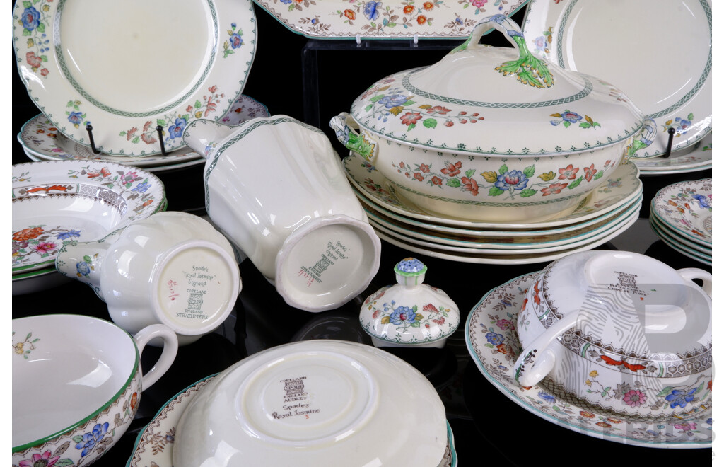 Vintage Copeland Spode Porcelain 24 Piece Dinner Service in Mostly Royal Jasmine Pattern