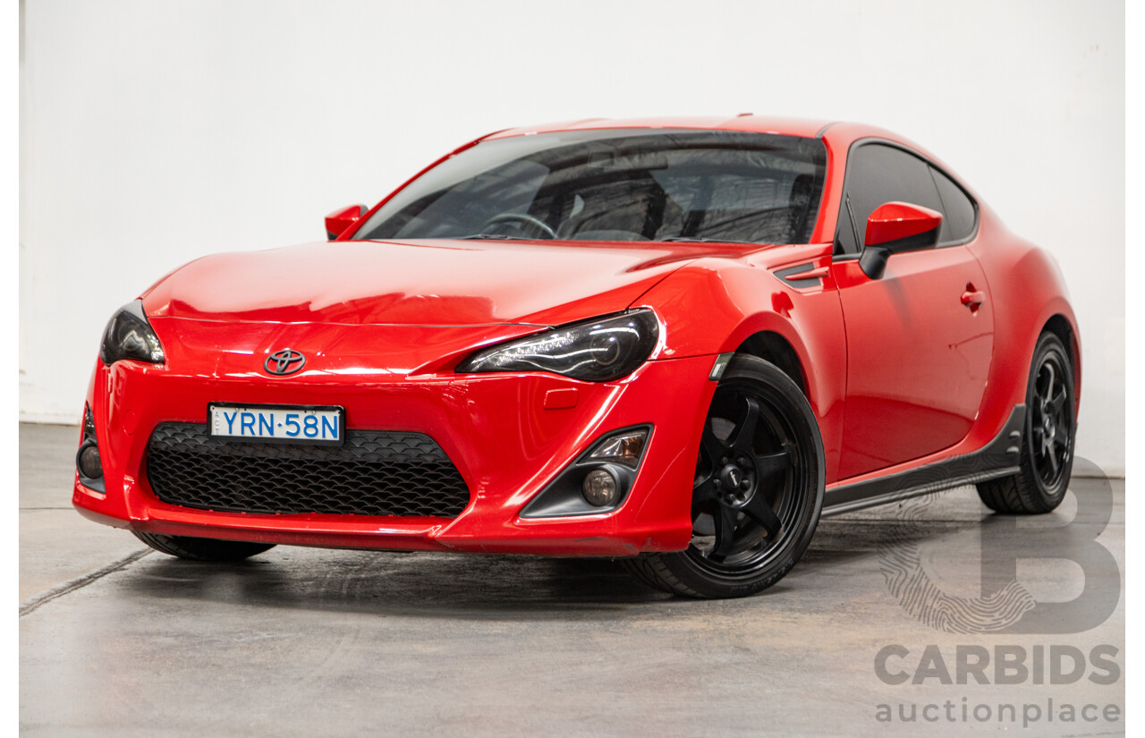 8/2013 Toyota 86 GTS ZN6 MY13 2d Coupe Mount Fuji Red 2.0L