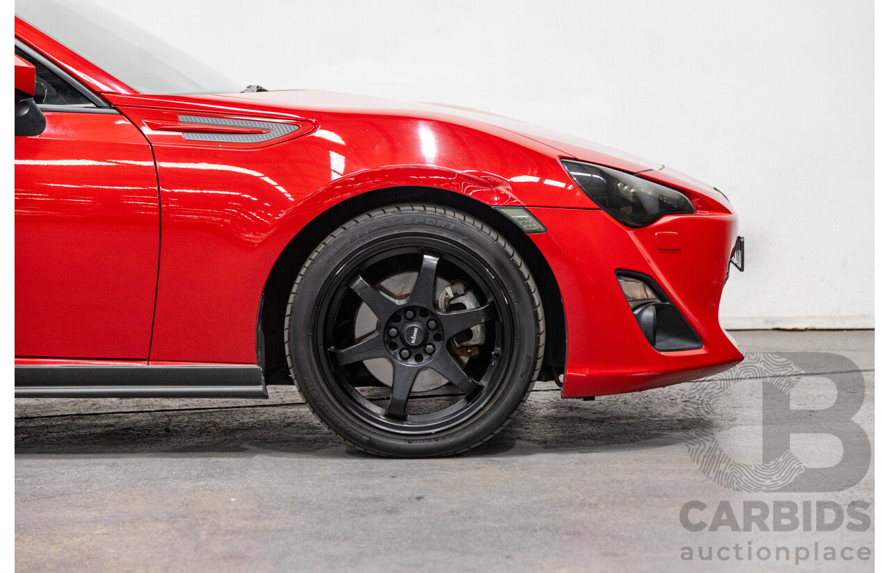 8/2013 Toyota 86 GTS ZN6 MY13 2d Coupe Mount Fuji Red 2.0L