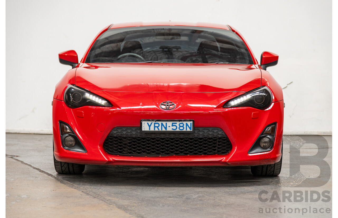 8/2013 Toyota 86 GTS ZN6 MY13 2d Coupe Mount Fuji Red 2.0L