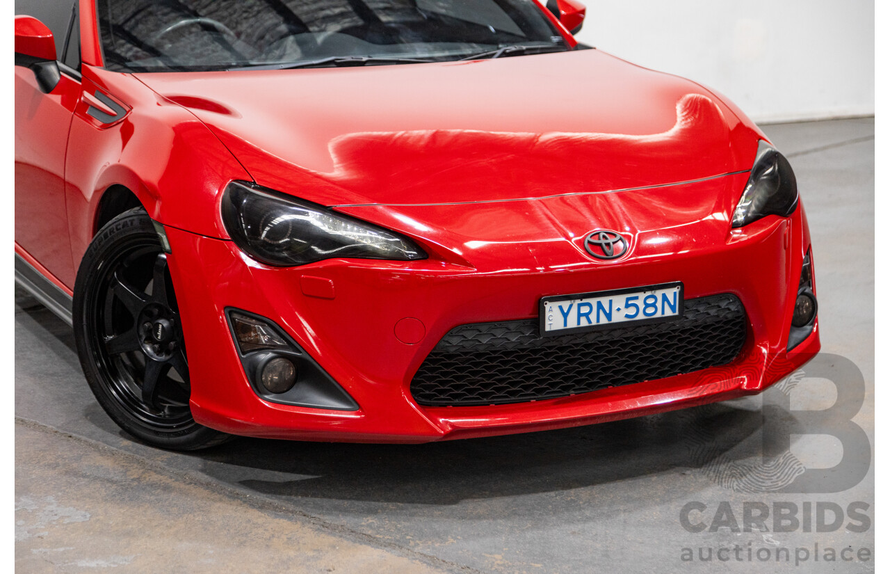 8/2013 Toyota 86 GTS ZN6 MY13 2d Coupe Mount Fuji Red 2.0L