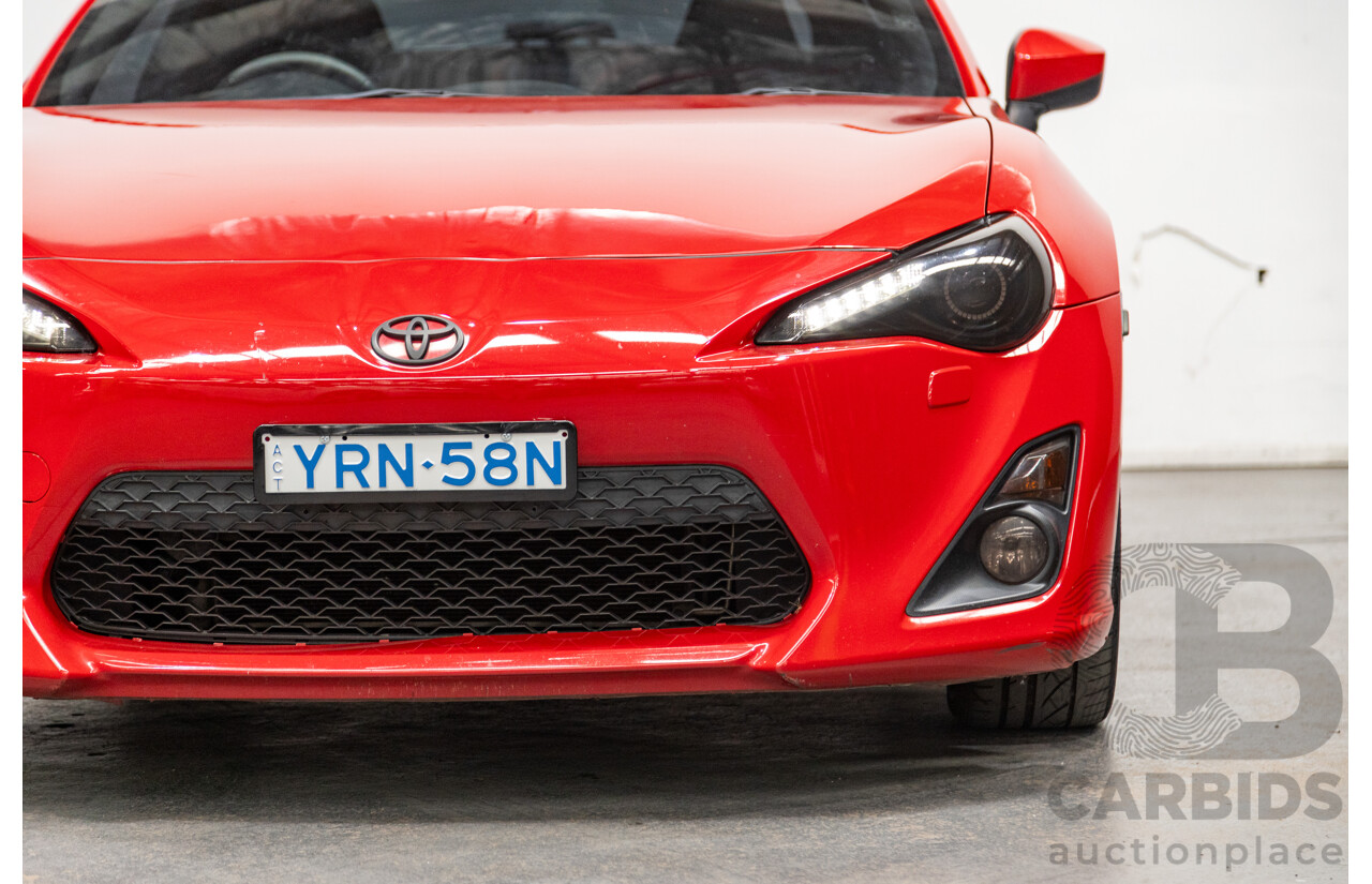 8/2013 Toyota 86 GTS ZN6 MY13 2d Coupe Mount Fuji Red 2.0L