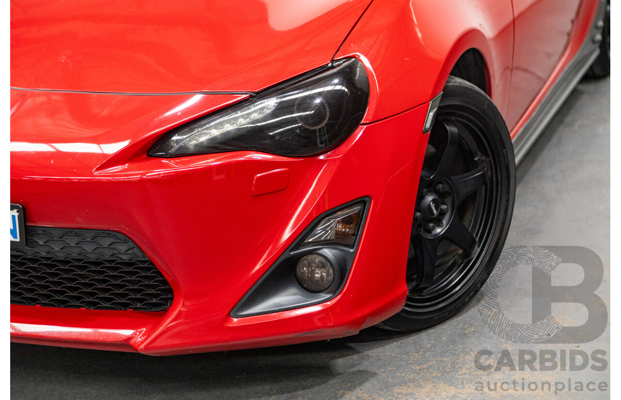 8/2013 Toyota 86 GTS ZN6 MY13 2d Coupe Mount Fuji Red 2.0L