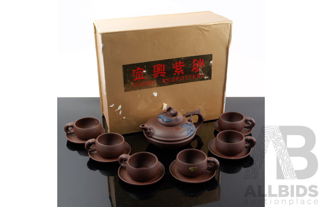 Chinese Yi Xing Teapot, Six Duos in Original Presentation Box