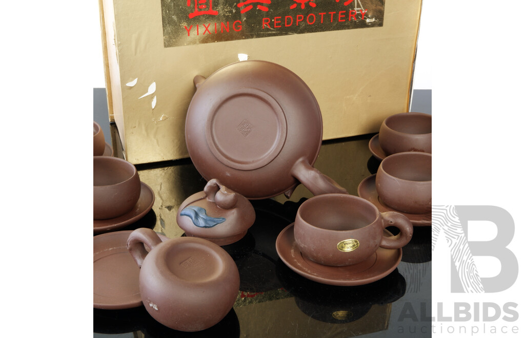 Chinese Yi Xing Teapot, Six Duos in Original Presentation Box