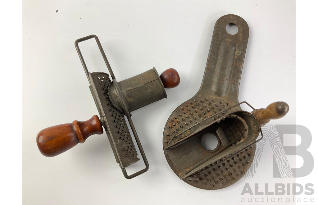 Collection of Vintage Kitchen Items Including Spong & Co LTD Bean Slicer, Magus Garlic Press, Beatrice Harper Meat Grinder and Cheese Graters