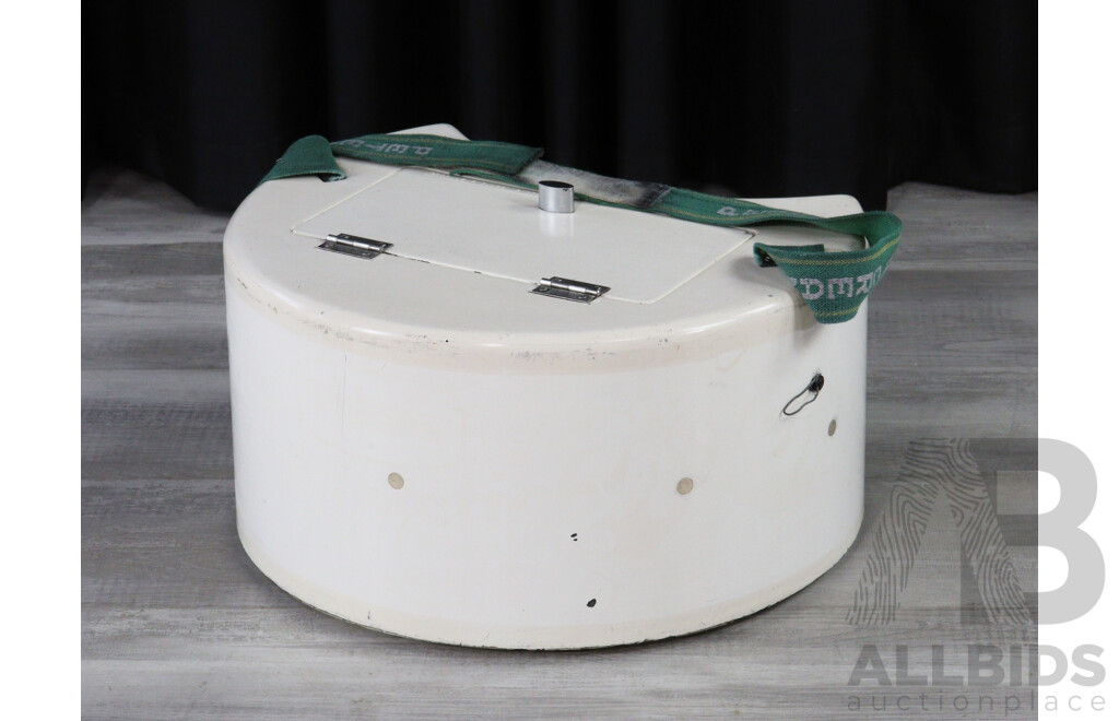 Vintage Ice Cream Vendors Fibreglass Carry All by Peters Ice Cream