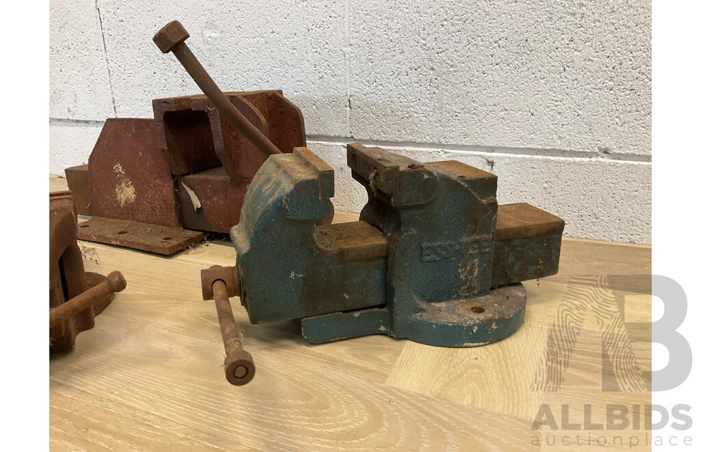 Vintage Fuller Swivel Bench Vise - Lot of 3