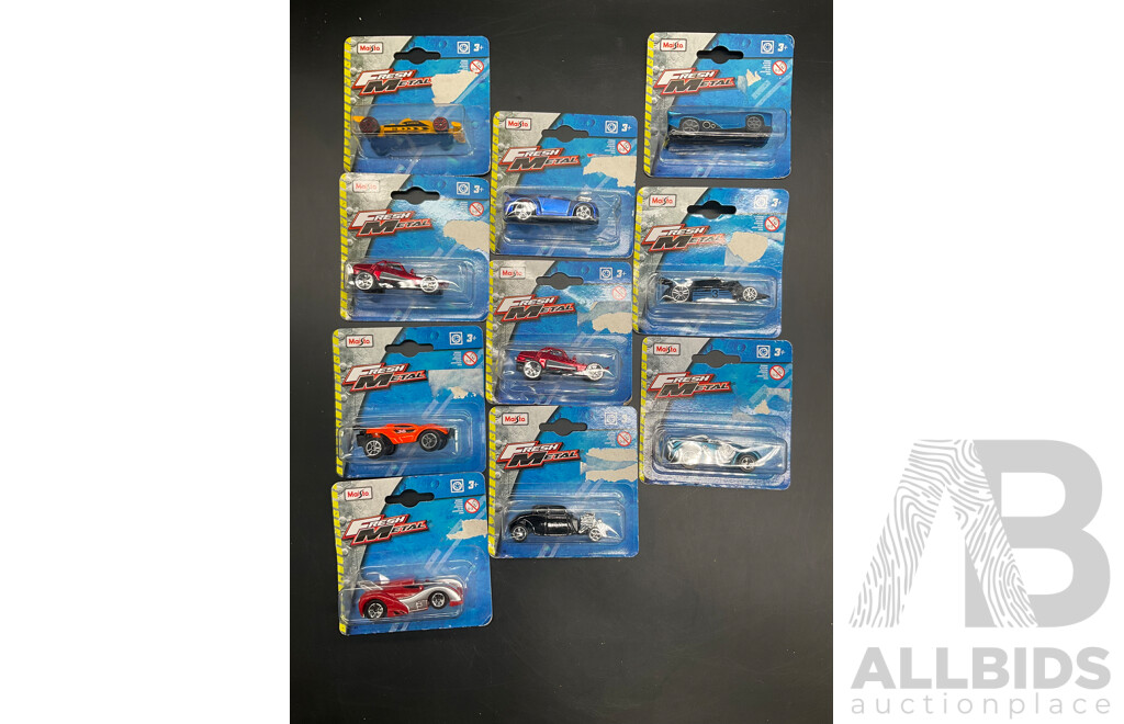 Model Cars - Including Ferrari F430, AFL Collectable Cars and More - Lot of 15