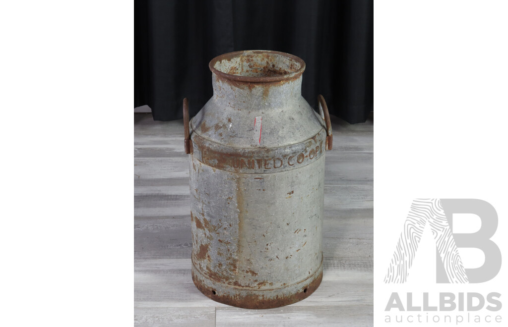 Vintage Galvanized Milk Urn by S&G DairyMaster