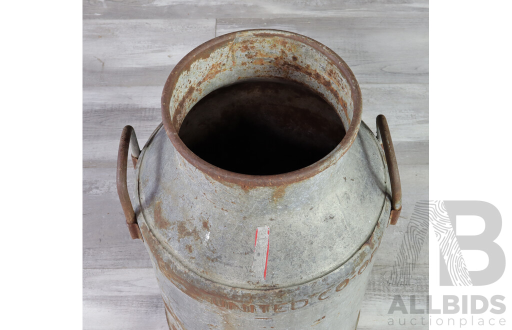 Vintage Galvanized Milk Urn by S&G DairyMaster