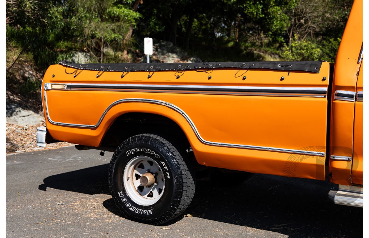 1/1979 Ford F100 Custom (4x4) Utility Tangerine Orange V8 5.8L