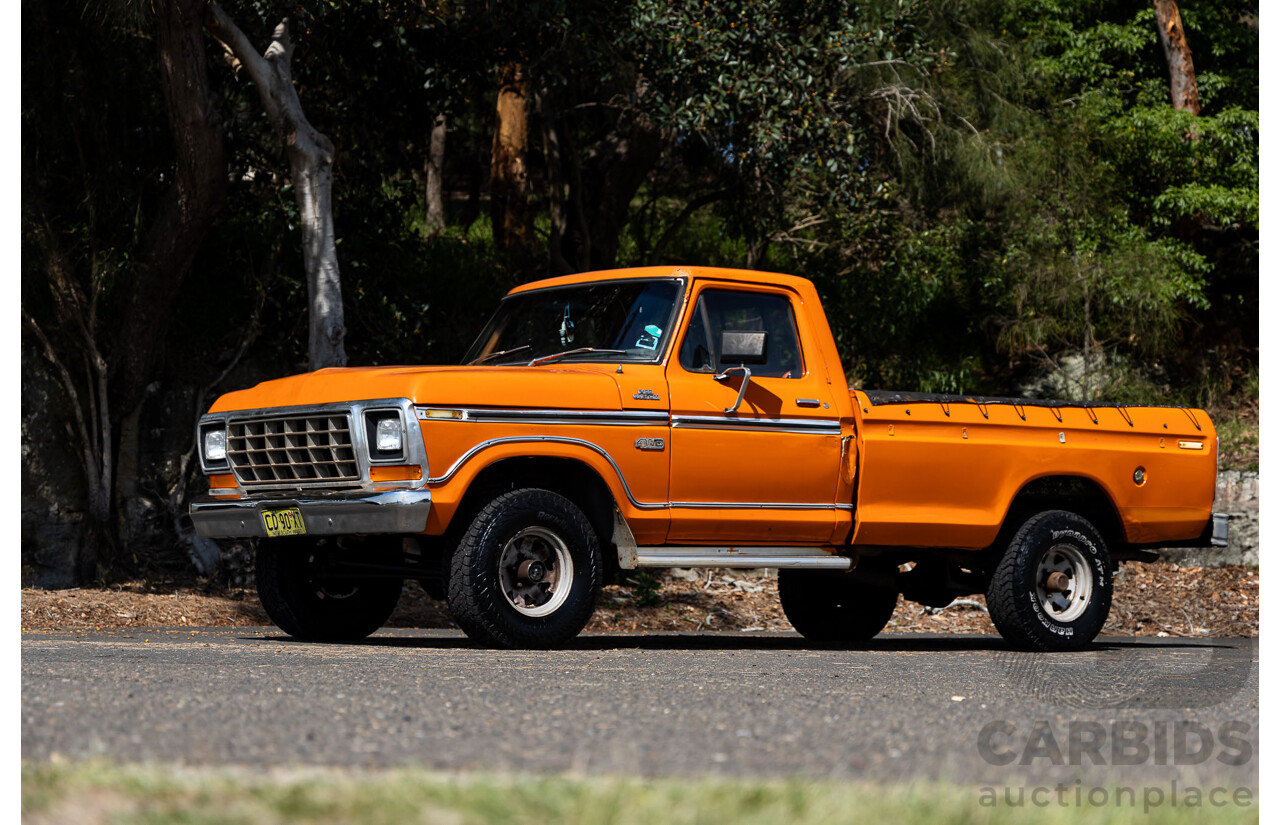 1/1979 Ford F100 Custom (4x4) Utility Tangerine Orange V8 5.8L