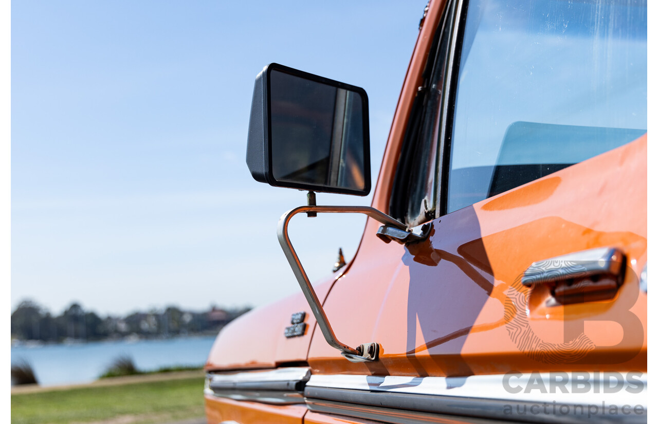 1/1979 Ford F100 Custom (4x4) Utility Tangerine Orange V8 5.8L