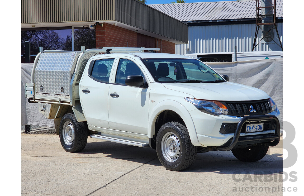 8/2017 Mitsubishi Triton GLX (4x4) MQ MY17 Dual Cab Utility White 2.4L