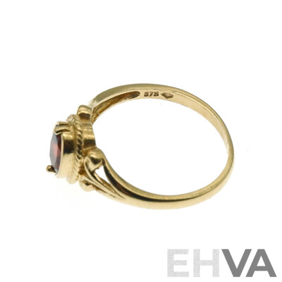 9ct Vintage Style Garnet Ring, Size Q, 2.54 Grams