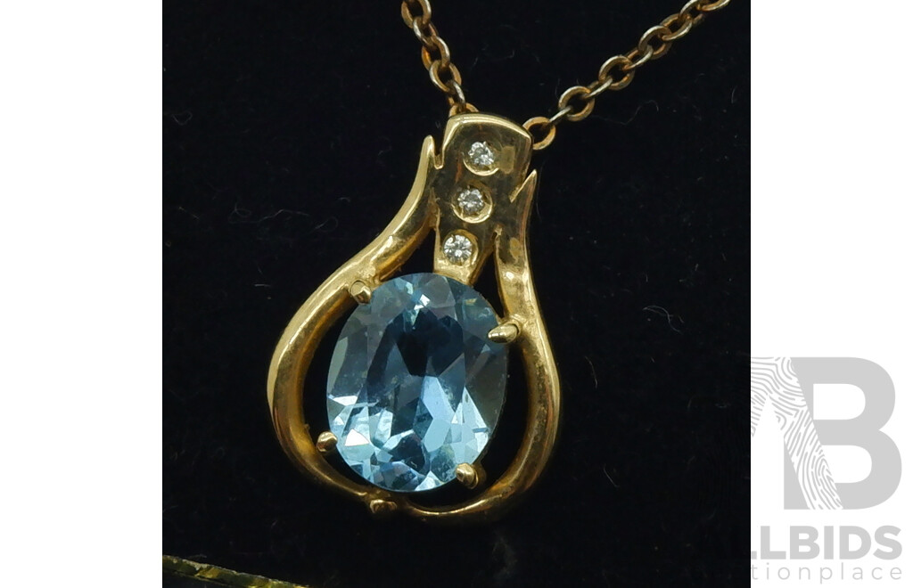 9ct Vintage Topaz & Diamond Set Pendant, Est TDW 0.03ct, 20mm, 2.52 Grams