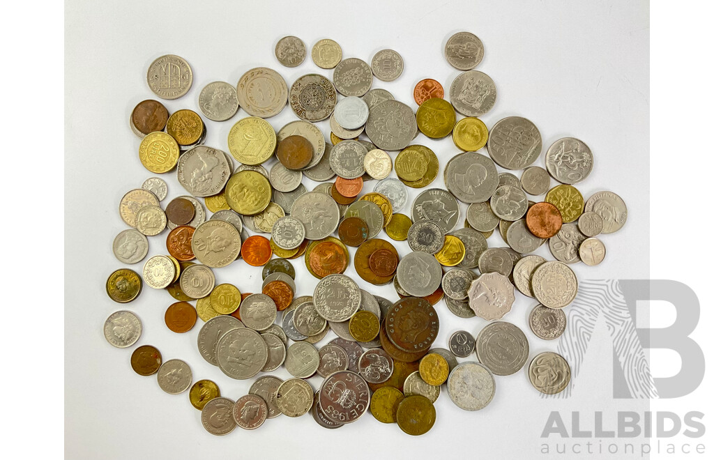 Collection of International Coins Including Kenya, Fiji, Solomon Islands, Samoa, New Zealand, Mauritius, Kenya, Egypt, Philippines and More - Approximately 750 Grams