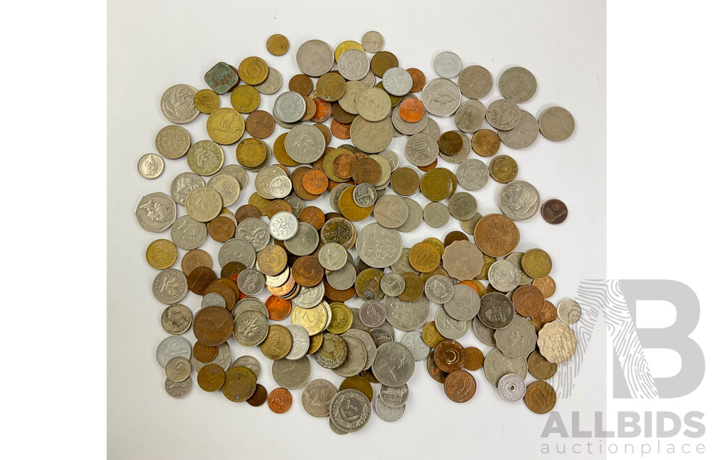 Collection of International Coins Including Brazil, Denmark, PNG, Thailand, New Zealand, Turkiye, Zimbabwe, USA  and More - Approximately 950 Grams