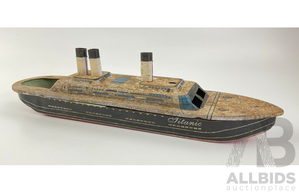 Tin Treasures Pressed Steel Titanic Putt Putt Boat