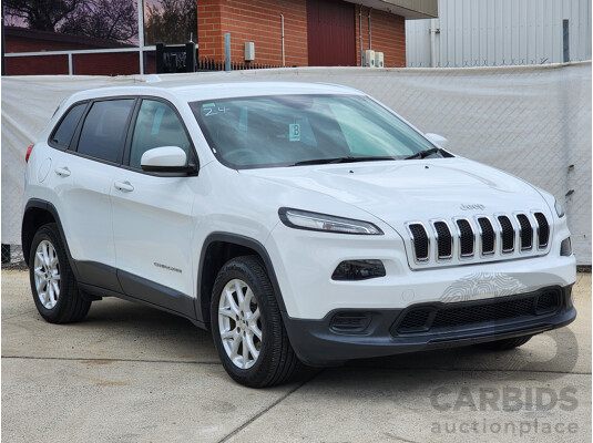 10/2016 Jeep Cherokee Sport (4x2) KL MY16 4d Wagon White 2.4L