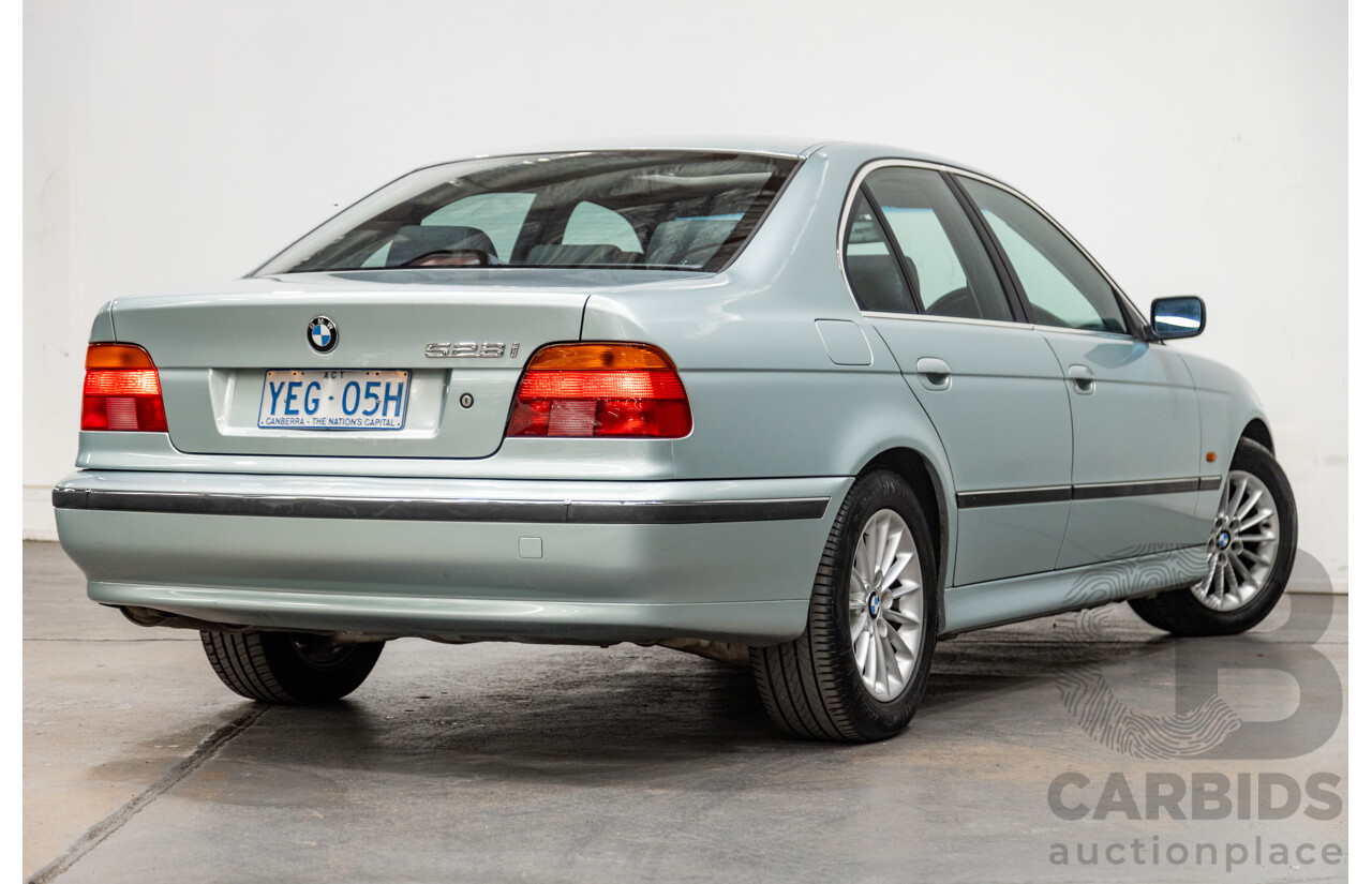 7/1999 BMW 528i E39 4d Sedan Glacier Green 2.8L