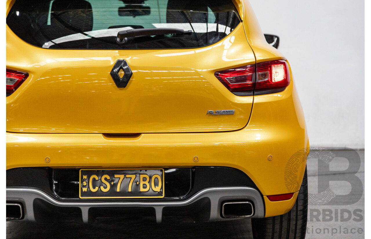 9/2015 Renault Clio RS 200 CUP X98 5d Hatchback Liquid Yellow Metallic Turbo 1.6L