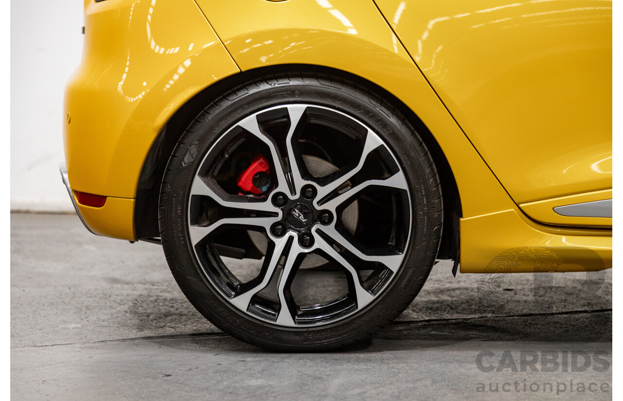 9/2015 Renault Clio RS 200 CUP X98 5d Hatchback Liquid Yellow Metallic Turbo 1.6L