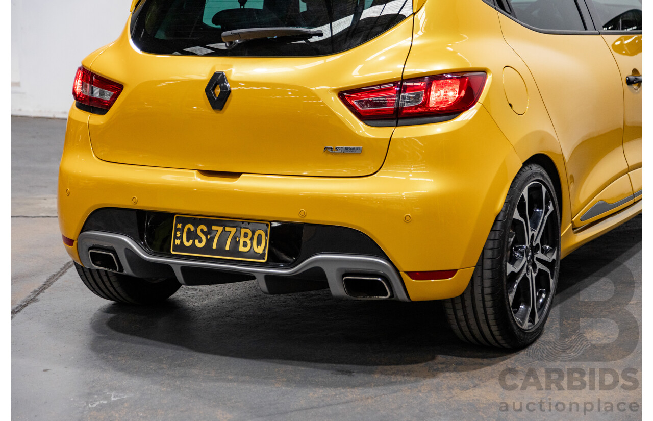 9/2015 Renault Clio RS 200 CUP X98 5d Hatchback Liquid Yellow Metallic Turbo 1.6L