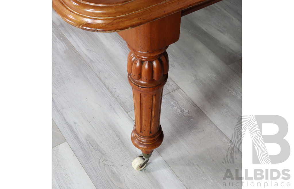 Extendable Mahogany Dining Table