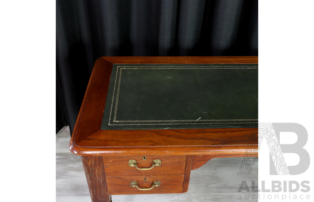 Victorian Mahogany Leather Topped Writing Desk