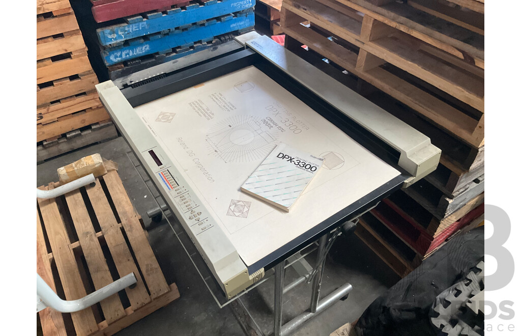 Roland Flatbed Pen Plotter