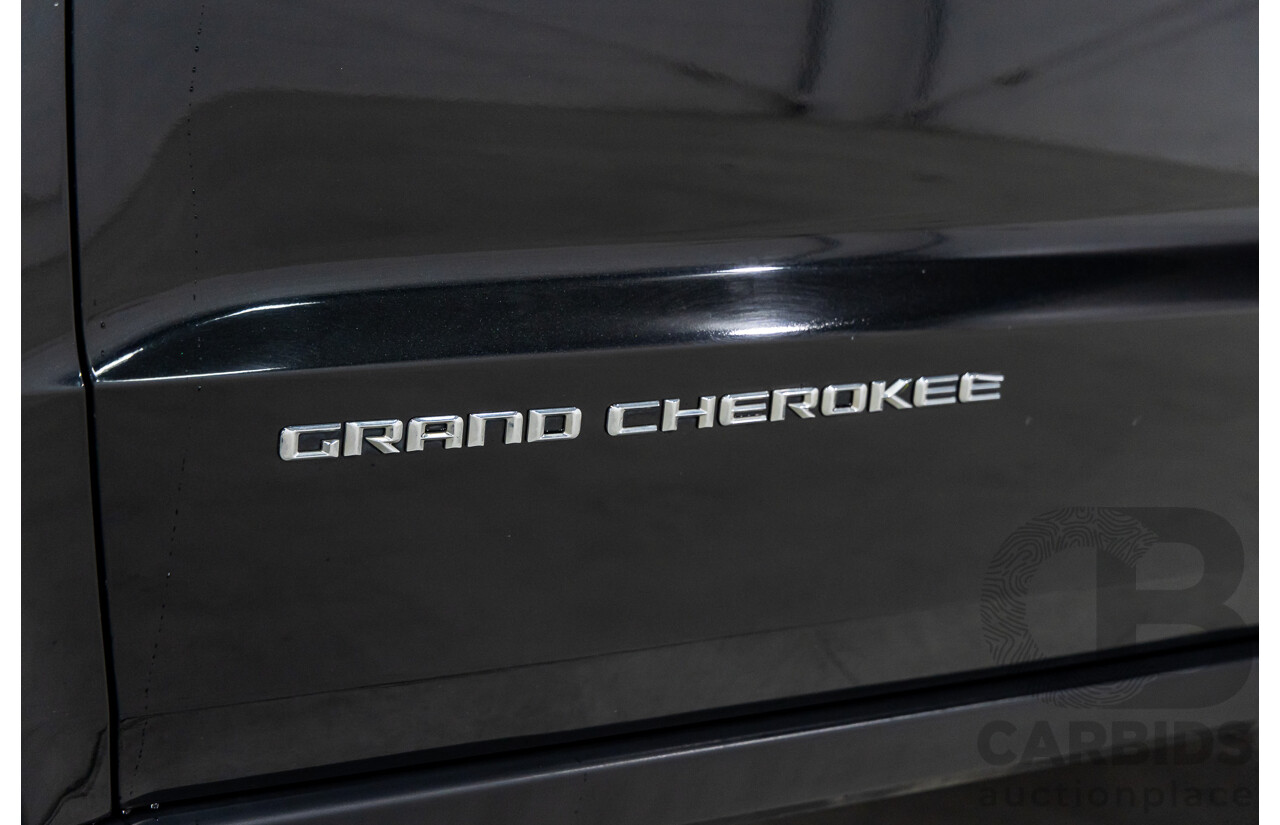 1/2014 Jeep Grand Cherokee Laredo (4x4) WK MY14 4d Wagon Brilliant Black Pearl Turbo Diesel 3.0L