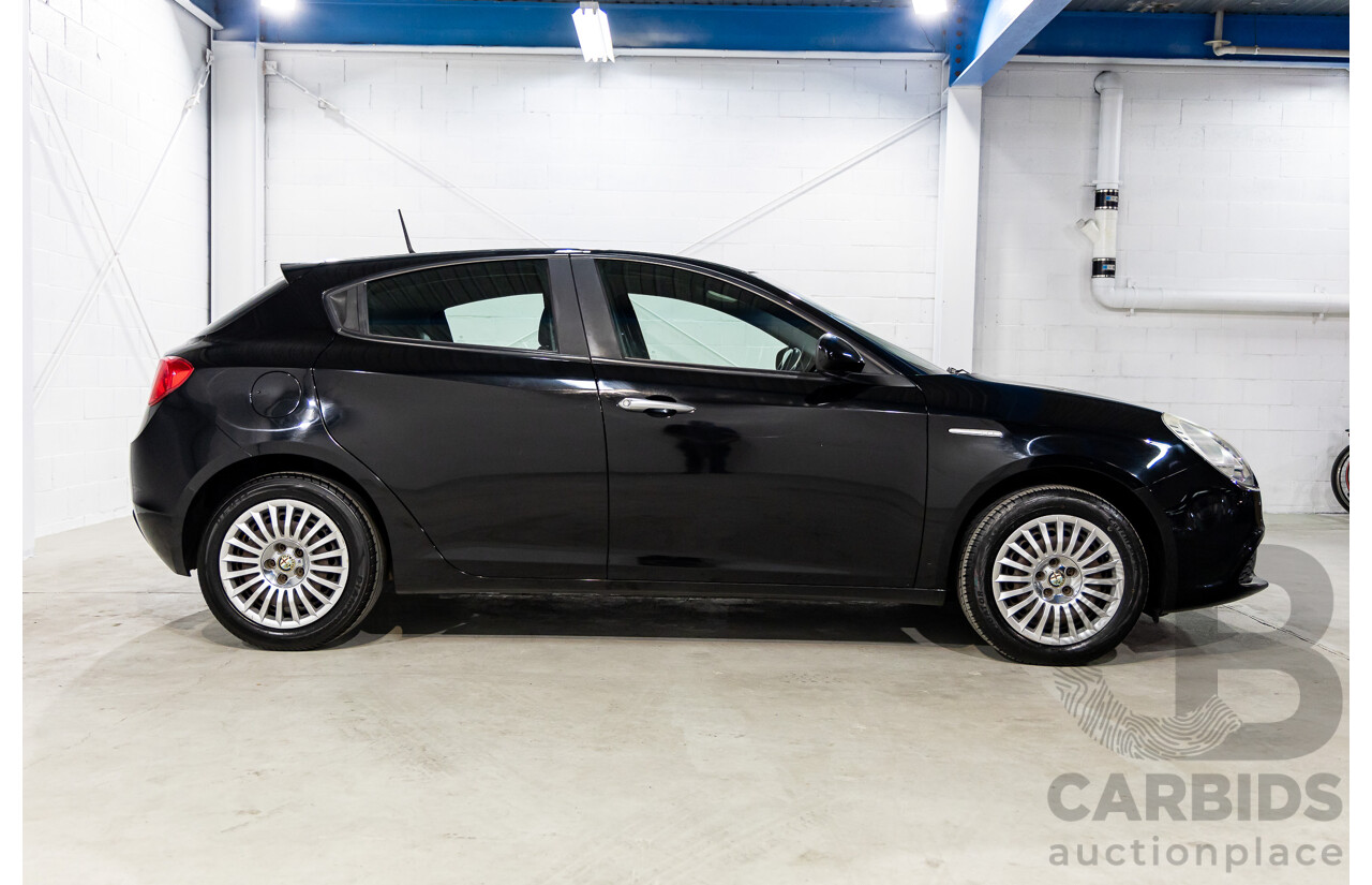 9/2013 Alfa Romeo Giulietta 1.4 5d Hatchback Alfa Black Turbo 1.4L